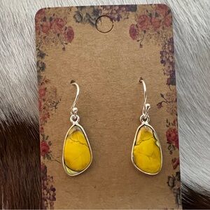 ❤️ Honey Dahlia Kingman Turquoise Teardrop Dangle Earrings 1.28”L Bohemian 925